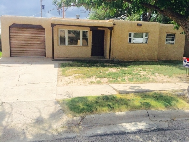 Building Photo - HOME NEAR UNIVERSITY NEW CARPET