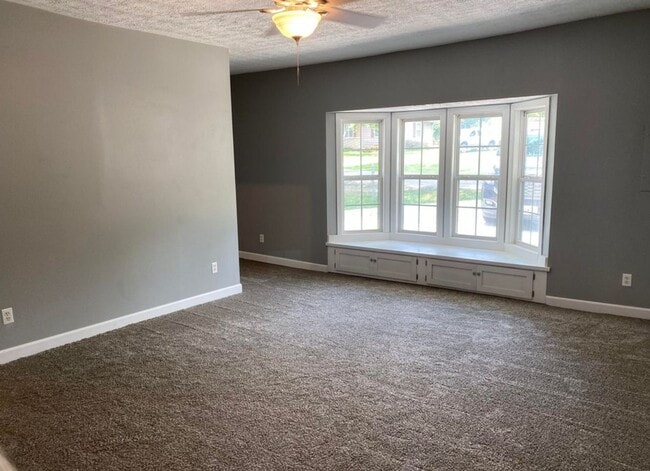 Photo - 4 bedroom/2 bath house