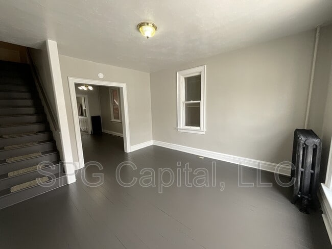 Photo - 324 N Franklin St