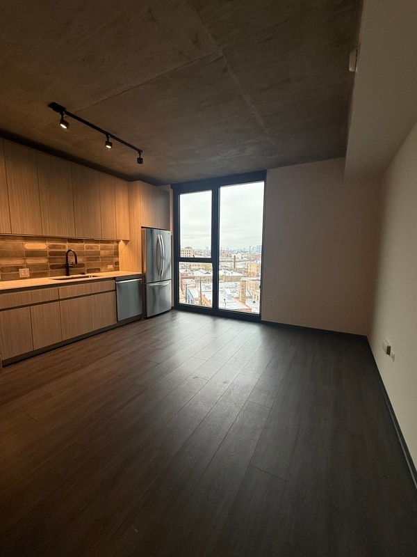 Photo - 1415 W Randolph St