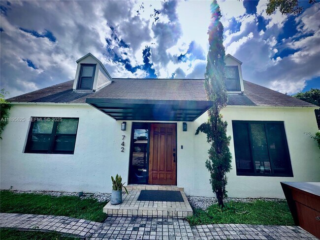 Building Photo - 742 NW 50th St