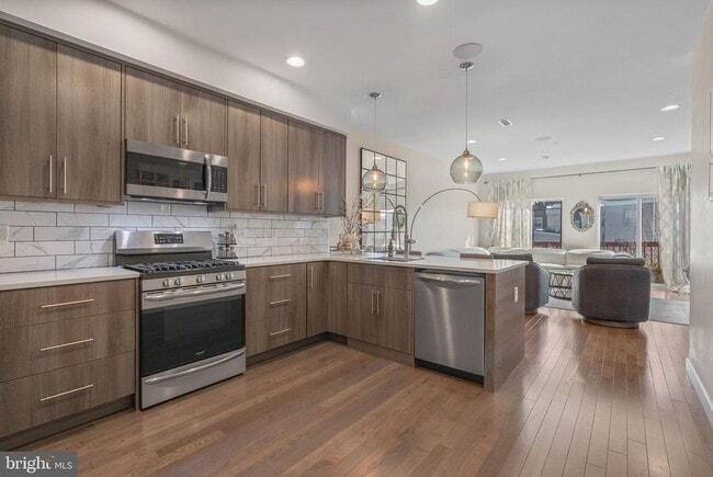 Photo - 1753 N Marshall St Unit 2