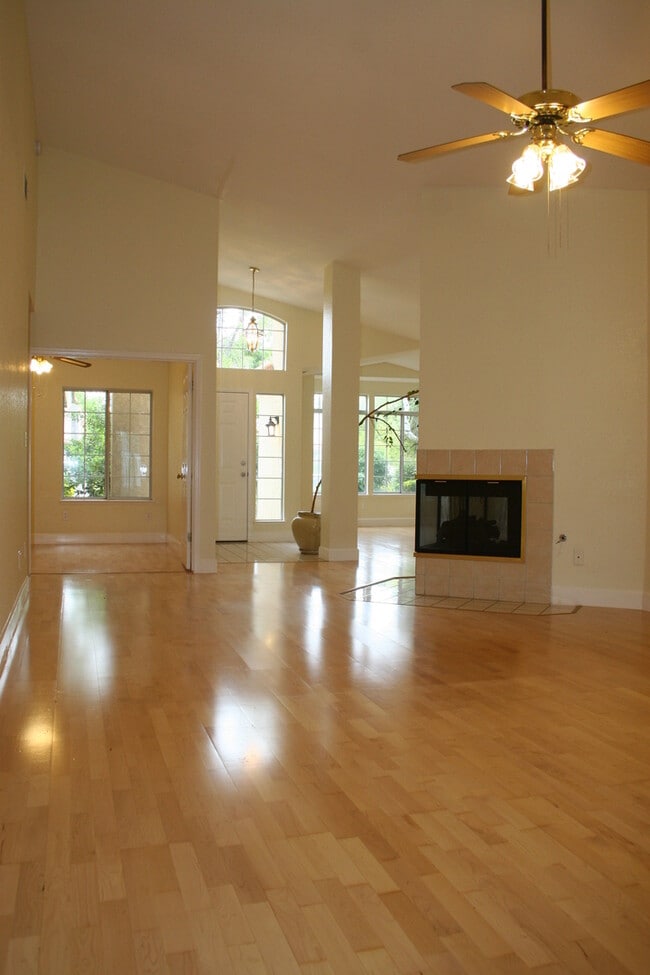 Photo - 10317 Walnut Creek Ct