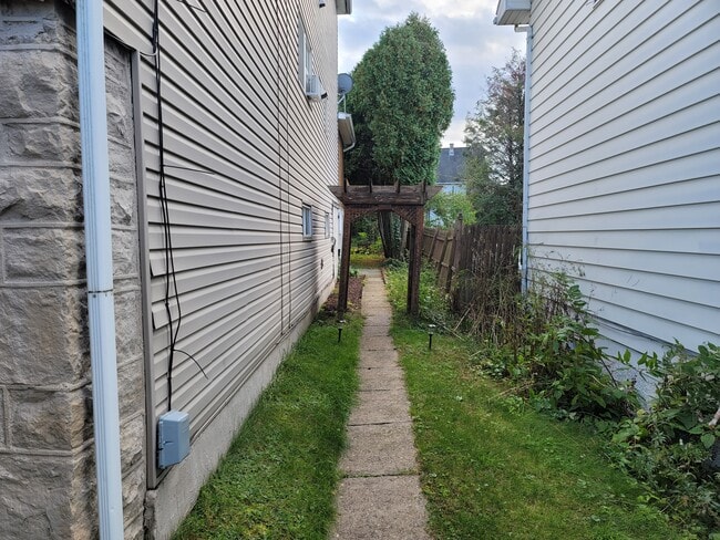 Photo - 1323 Saint Ann St Unit 2nd flr