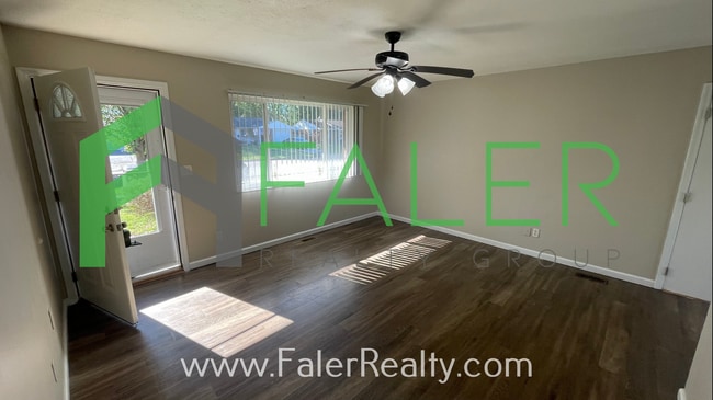 Photo - Beautiful 3 bedroom home with attached garage