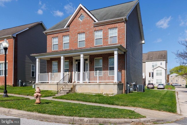 Building Photo - 4704 Denview Way