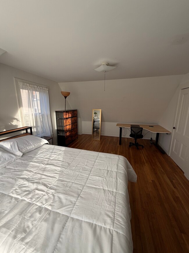 Photo - 104R Homes Ave