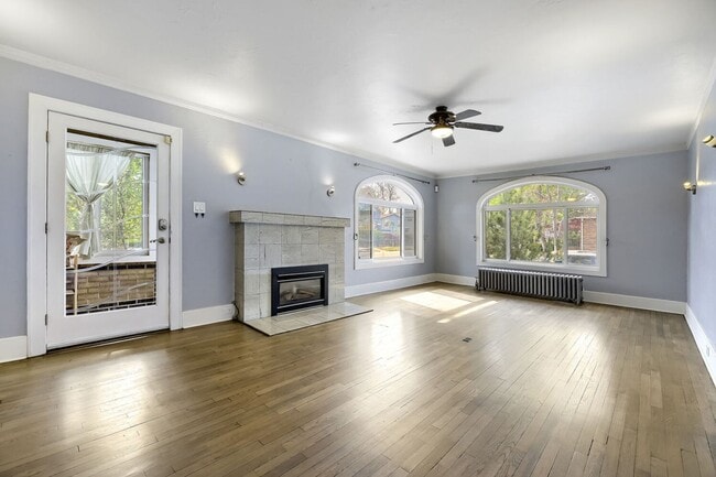 Photo - $1000 OFF RENT! Spacious 4bd/2ba Charming Historic Home near Wash Park- Available NOW!