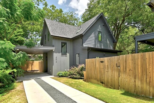 Photo - 4614 Englewood Dr Unidad 2