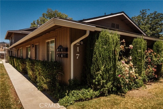 Photo - 217 E I St