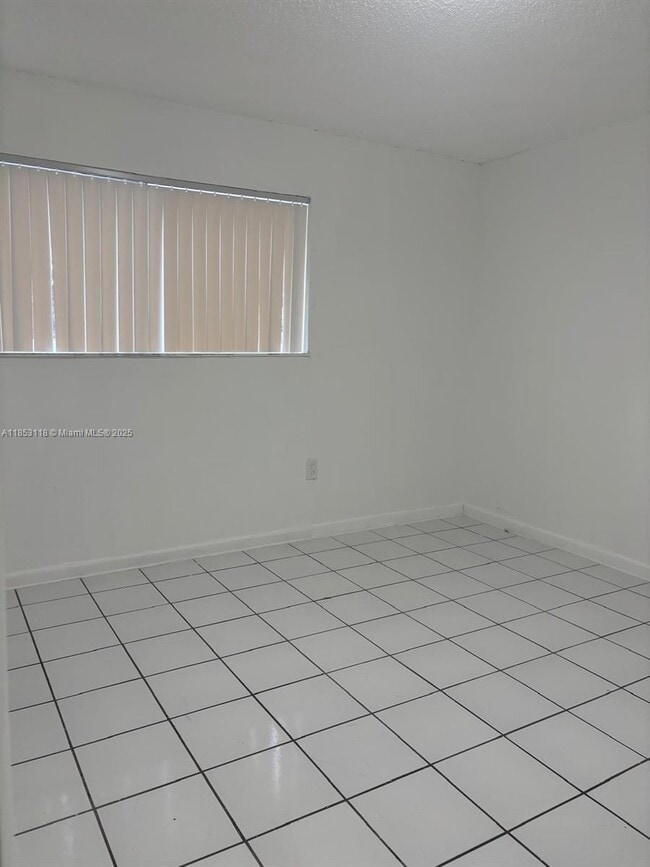 Photo - 2710 W 76th St Unit 101