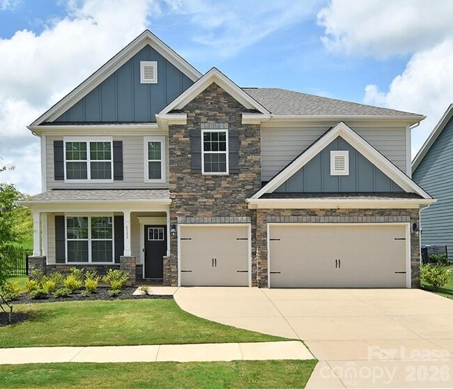 Building Photo - 6153 Sylvan Dr