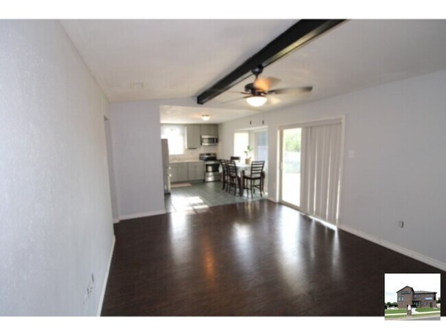 Photo - 905 N 19th St