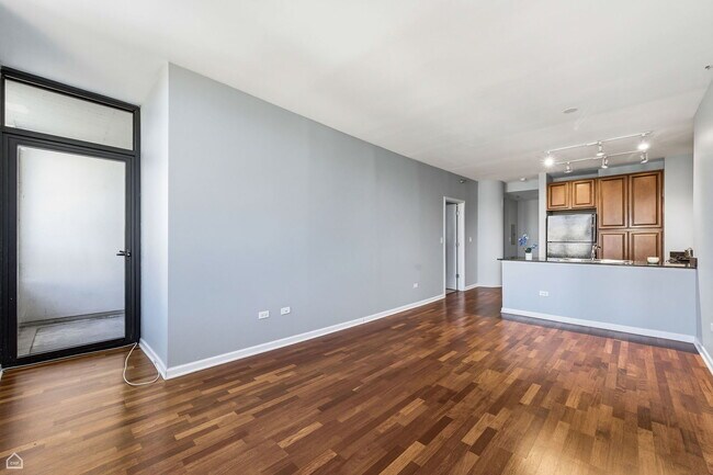 Photo - 1255 S State St