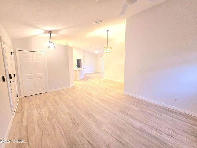 Photo - 126 Covington St