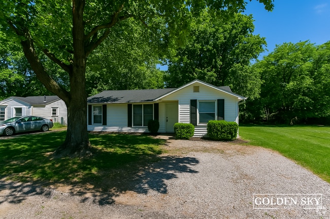 Building Photo - 1609 S Oakdale Dr Rental