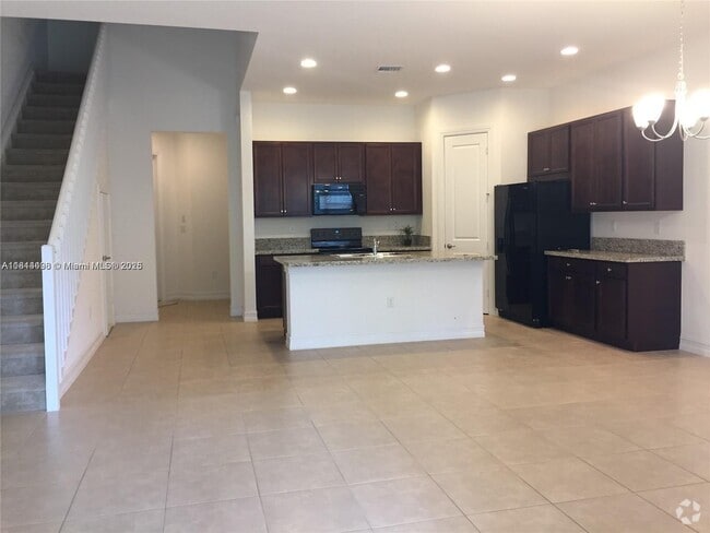 Building Photo - 141 SW 127th Ter Rental