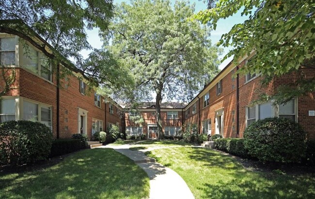 Ravenswood Renovated 1 Bedroom - Ravenswood Renovated 1 Bedroom Apartment Unit 2124-1S