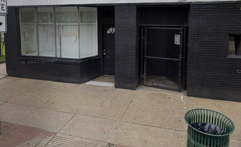 Photo - 105-107-107 E 8th Ave