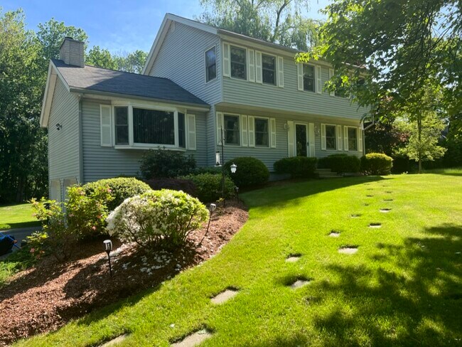 Photo - 360 Boston Rd House