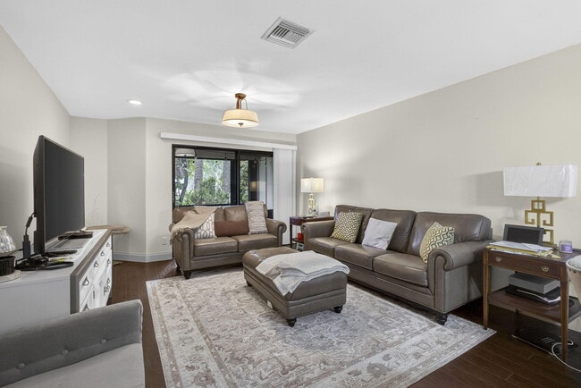 Photo - 500 Crosswinds Dr Unit C1