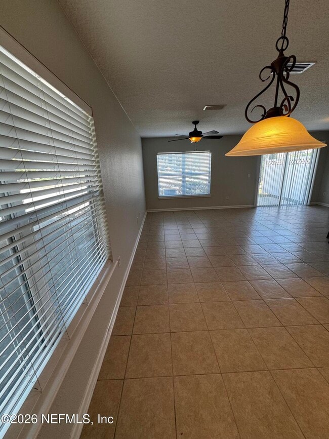 Photo - 1052 N Black Cherry Dr