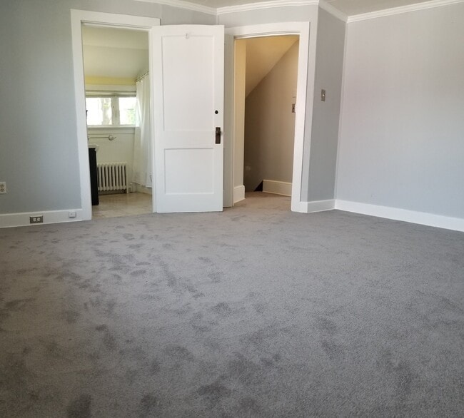 Photo - 161 N Clinton St Unit 2nd floor