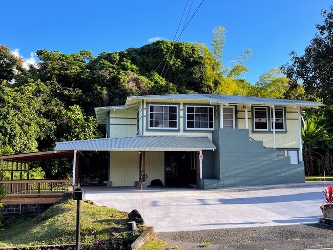 Photo - 347 Ainako Ave Unit B