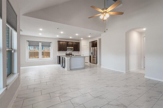 Photo - 8215 Prairie Rye Dr