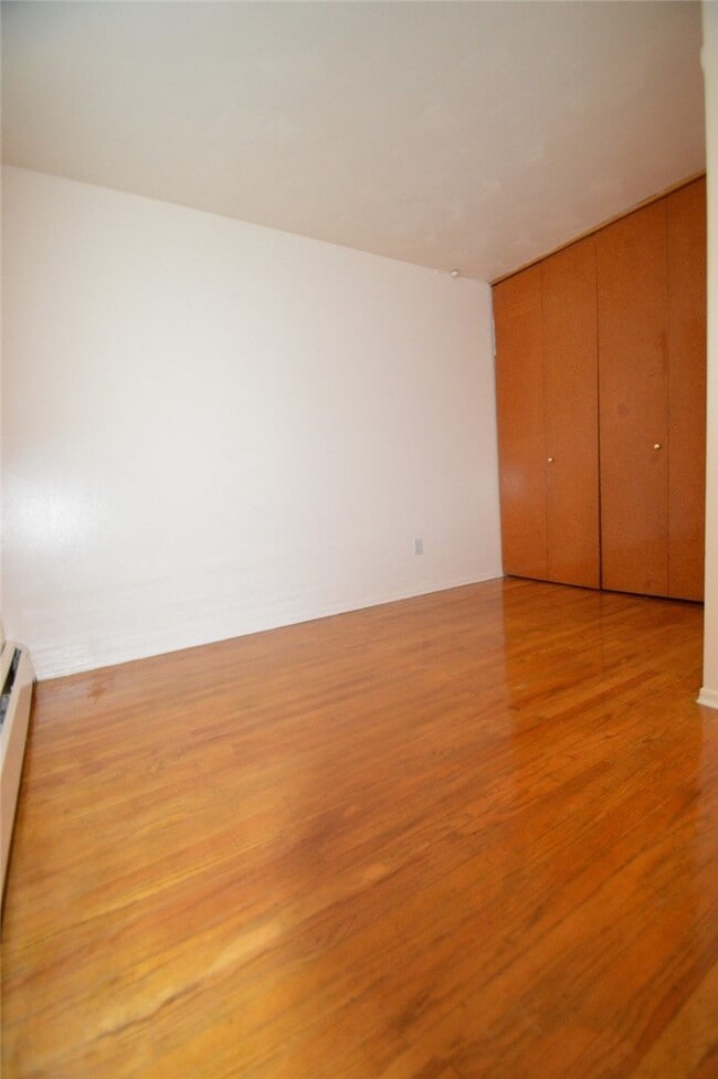 Photo - 154 Park Ave