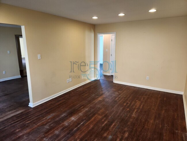 Photo - Great Family Home!  4BR 2 BA