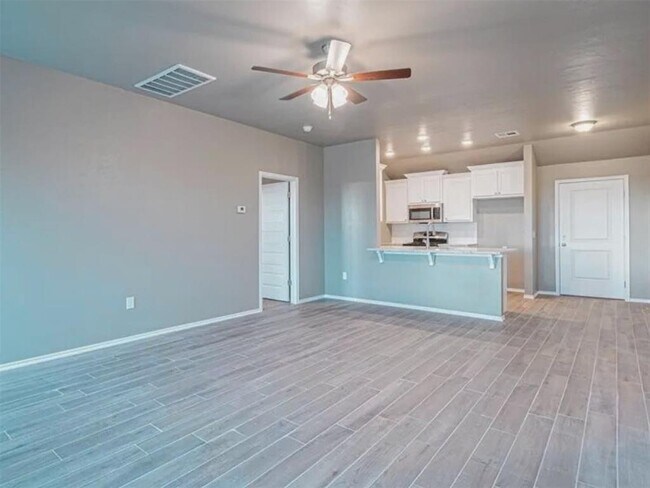 Photo - 1529 Highland Loop