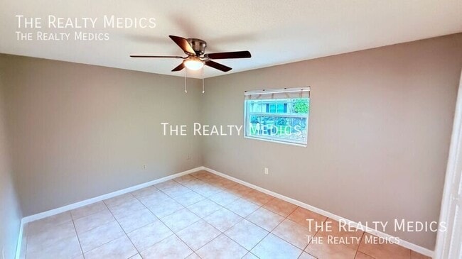 Photo - 2500 Lee Rd