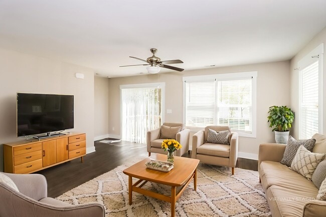 Photo - 1016 N Oakwood St