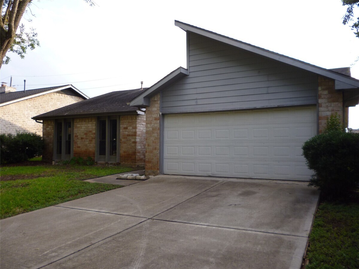 Photo - 2822 Mesquite Dr
