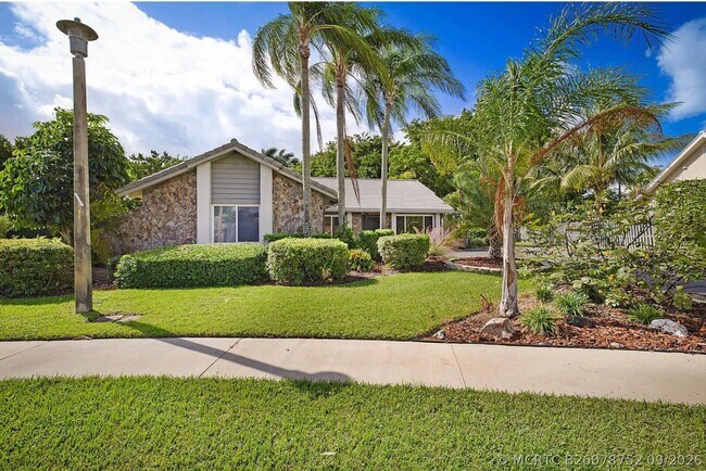 20816 Sugarloaf Ln