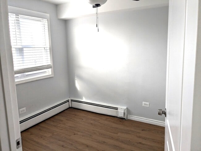 Photo - 2035 W Granville Ave Unit 511