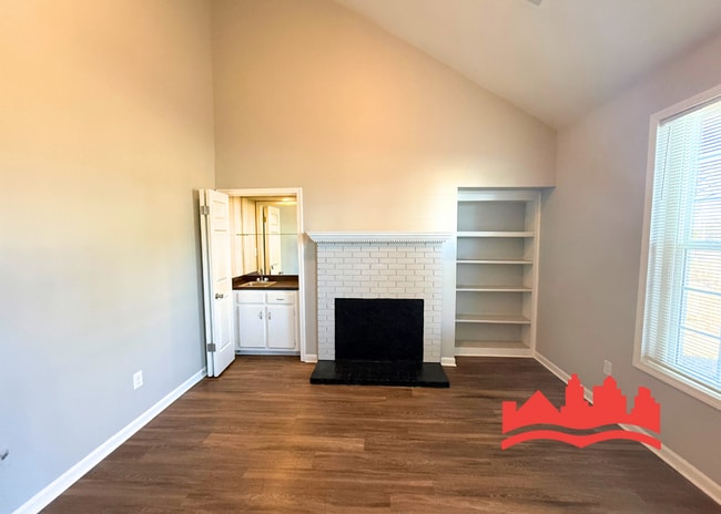 Photo - 3708 Deer Crossing