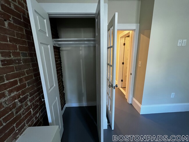 Photo - 36 High St Unit B2