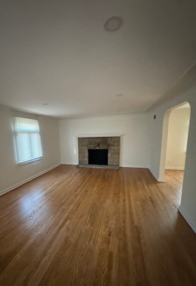 Photo - 40 Alburn Dr Unit 40 Alburn