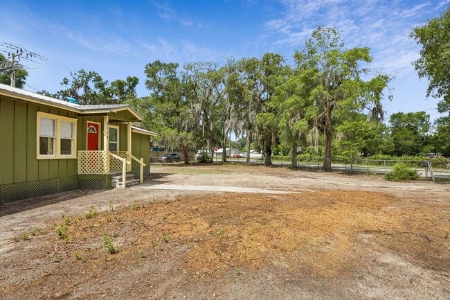 Photo - 2113 Silver Lake Dr