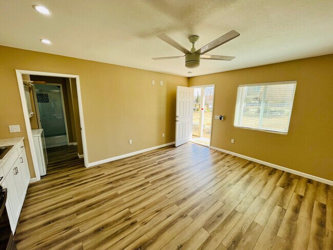 Photo - 42848 48th St W