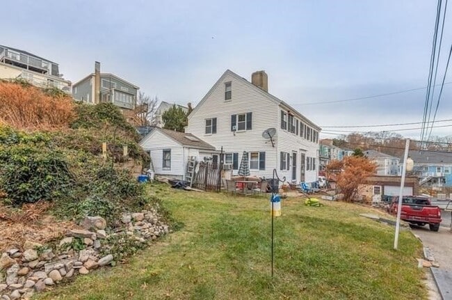 Building Photo - 6 Herrick Ct Unit 1
