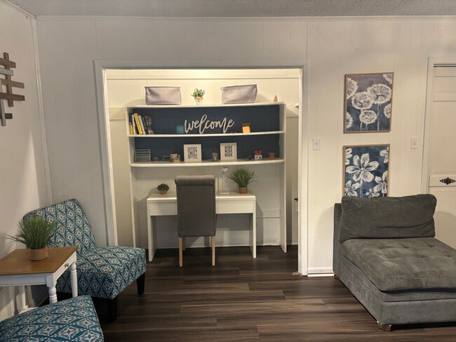 Photo - 2321 N Calion Rd Unit Apartment