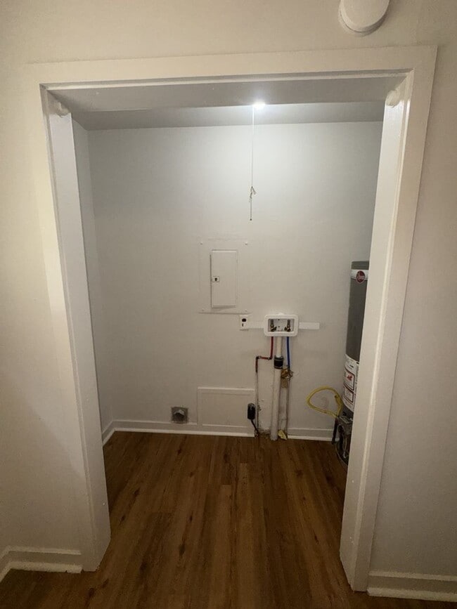 Photo - 4049 Norwood Dr