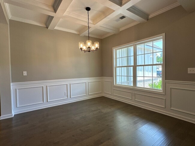 Photo - 1108 Southall Ln