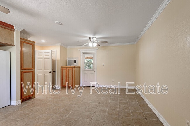 Photo - 4 Rainbow Dr Unit A