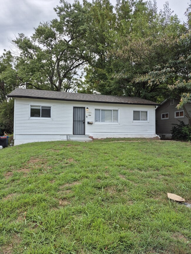 Building Photo - 10425 Earl Dr Rental