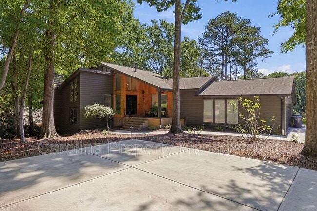 Building Photo - 3617 Smokerise Hill Dr