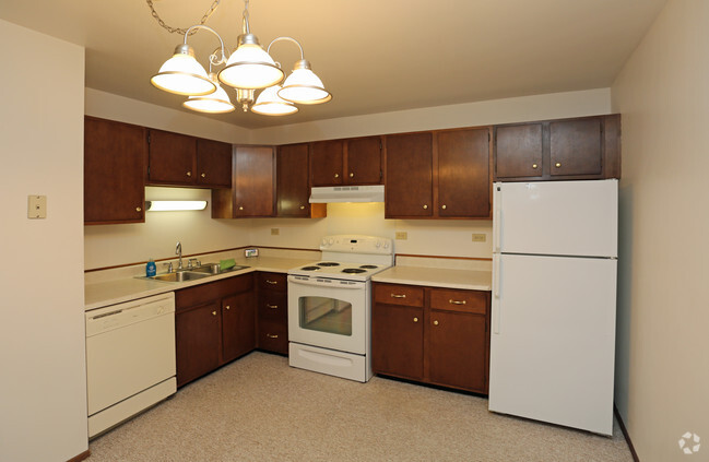 Fox Run Apartments - Schofield, WI | ForRent.com